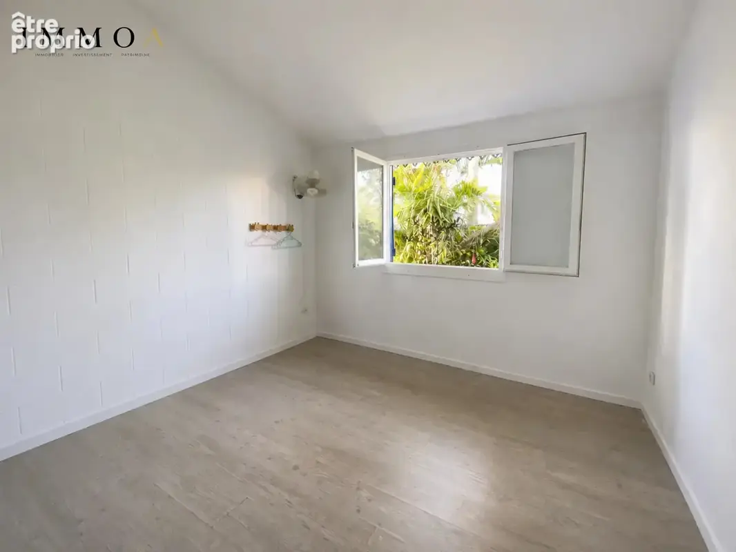 À VENDRE – Maison F6 avec piscine à Bras Canot, Saint-Benoît (97470) - photo 6