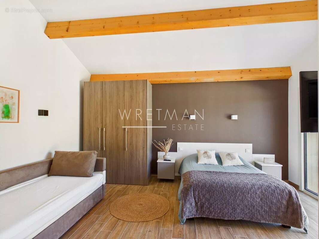 Maison à LA MOTTE