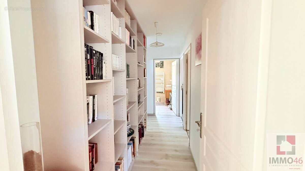 Maison 280 m² à Gramat  - photo 9