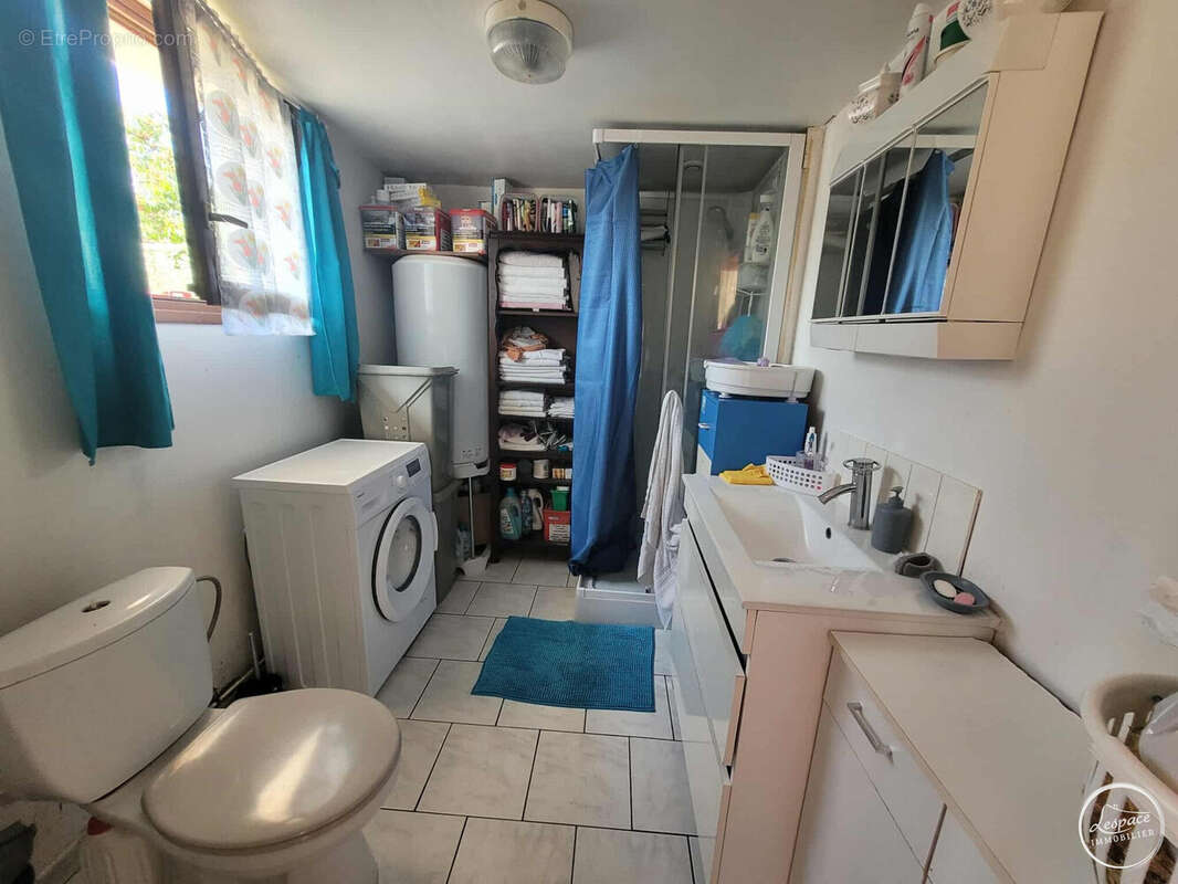 Maison à BONNINGUES-LES-ARDRES