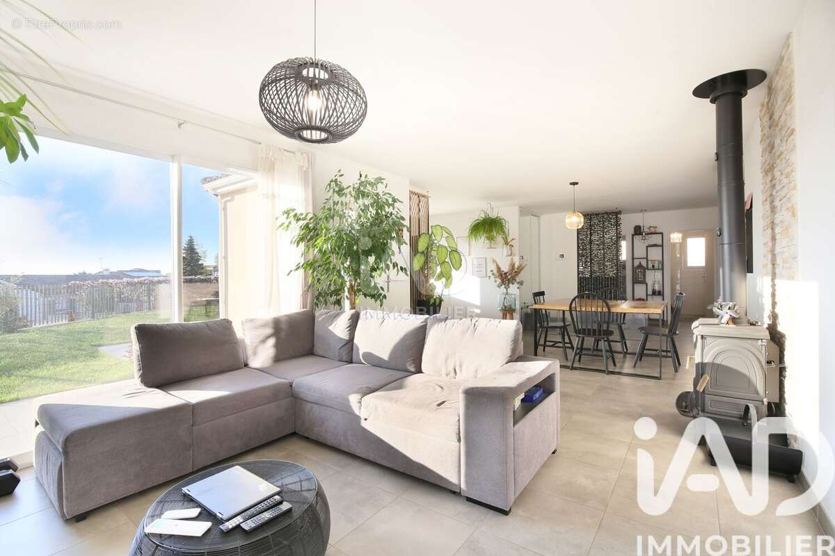 Photo 3 - Maison à DREMIL-LAFAGE