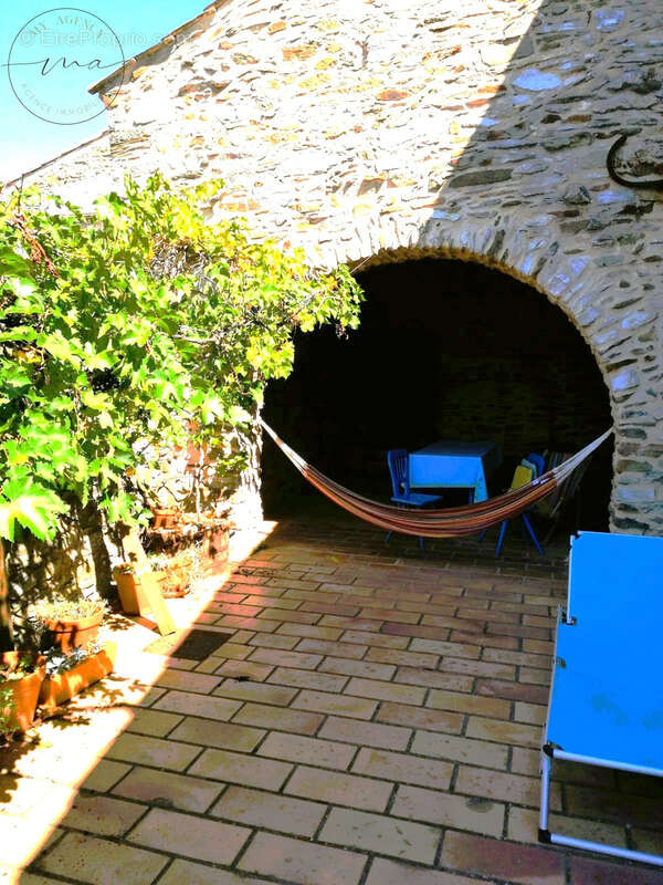 Maison à CABREROLLES