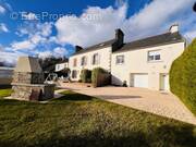 Maison à ROZ-LANDRIEUX