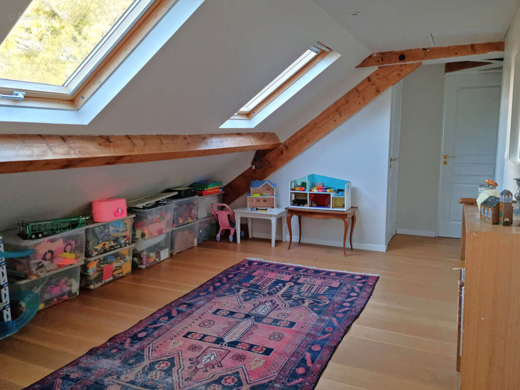 Maison à TASSIN-LA-DEMI-LUNE