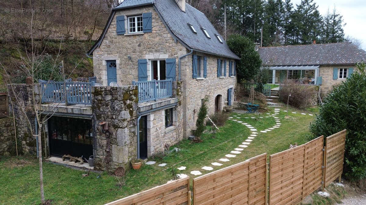 Maison à GOLINHAC