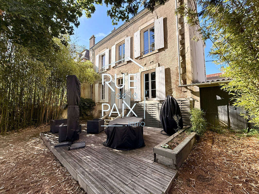 Charmante maison de ville à Parthenay - 172 m2 - photo 2