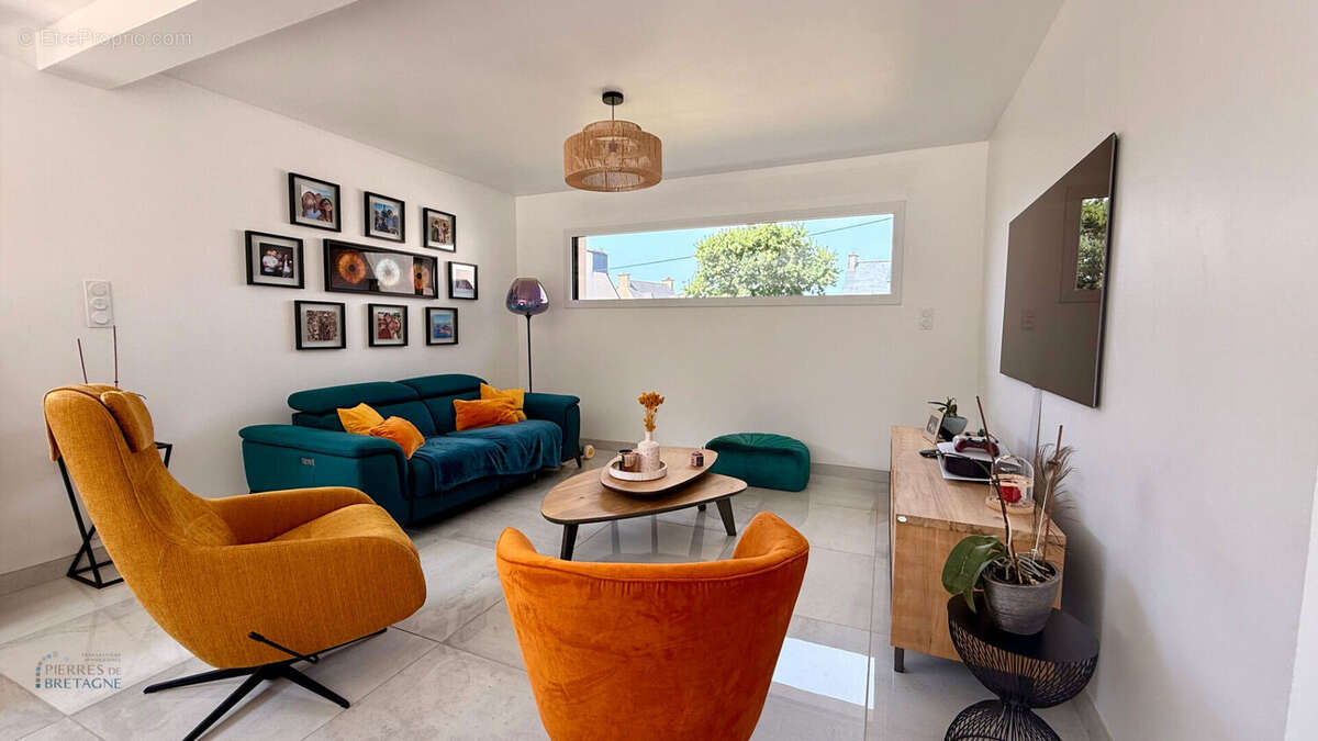 Maison contemporaine - 146,05 m2 - terrain 661 m2 - SAINT-RENAN - photo 14