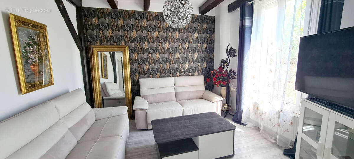 Maison à TREMBLAY-EN-FRANCE