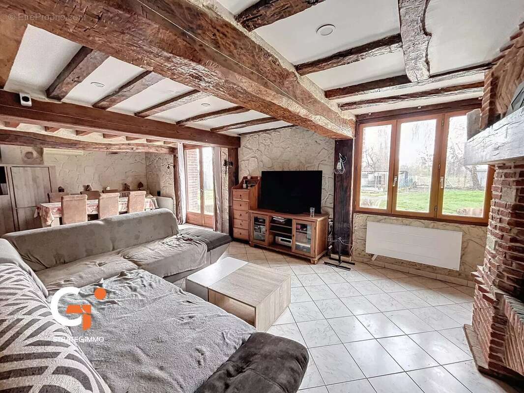 Maison à BERVILLE-SUR-SEINE