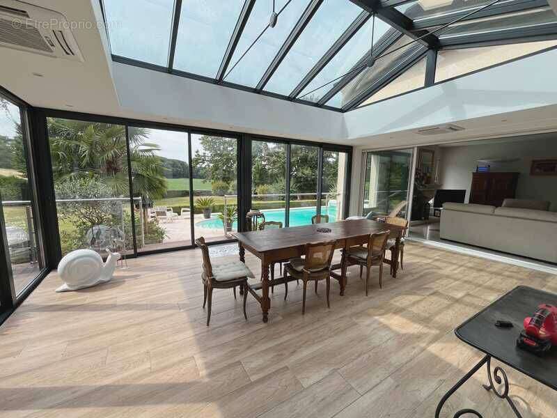 Maison 267 m² à Gisors  - photo 4