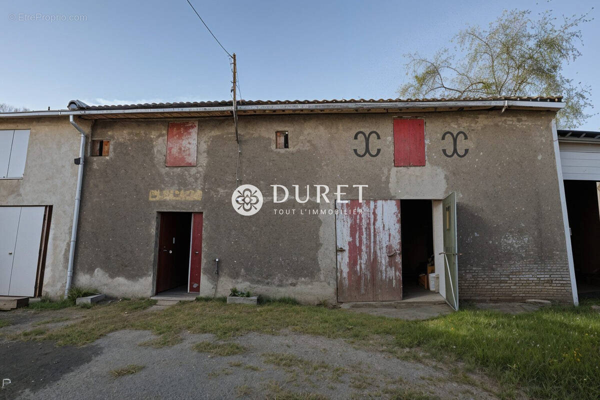 Maison à LES BROUZILS