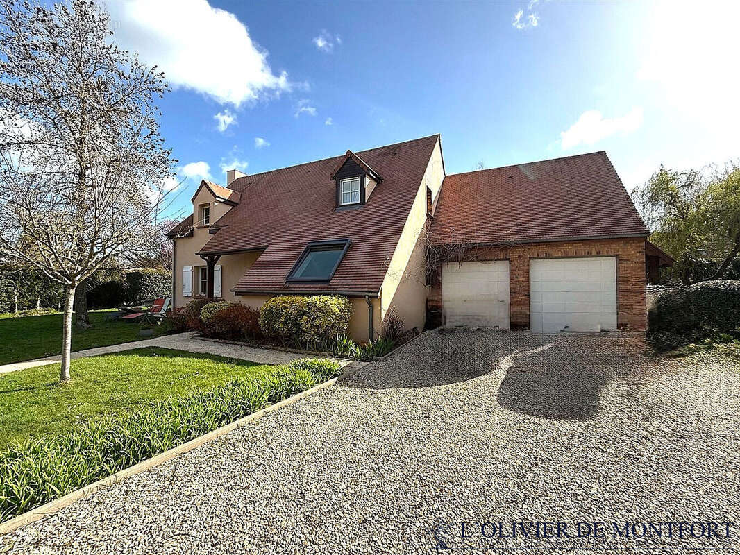 Maison à MONTFORT-L'AMAURY