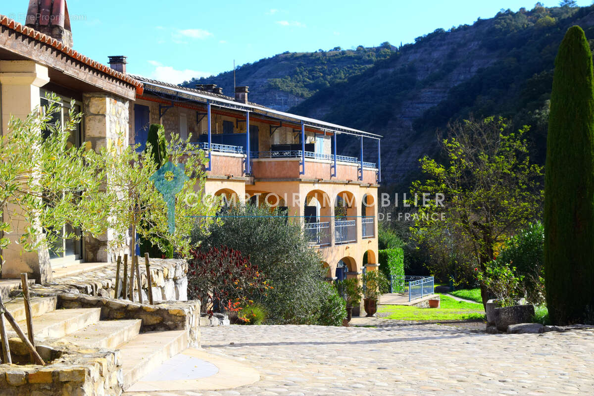 Maison à VALLON-PONT-D'ARC