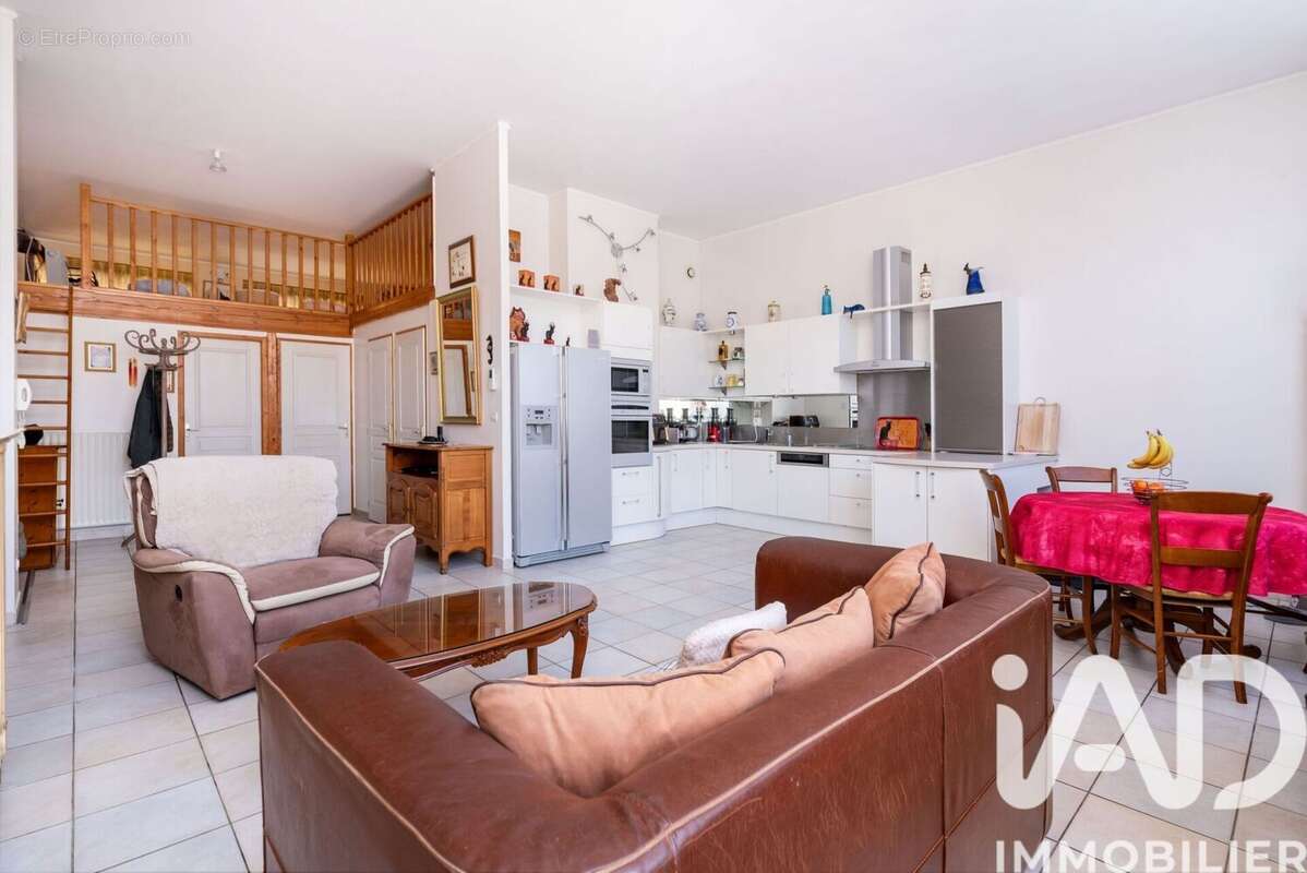 Photo 7 - Appartement à VILLEURBANNE