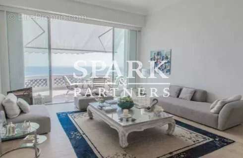 Appartement à CAP-D'AIL