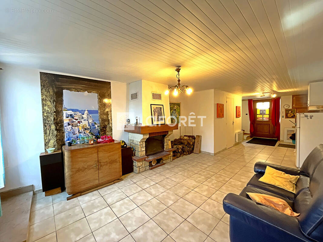 Maison à SAINT-AMOUR