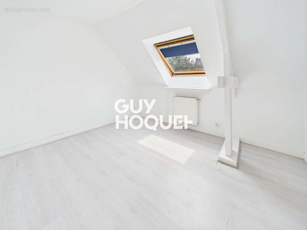 Maison Grand Couronne 5 pièce(s) 106 m2 - photo 9