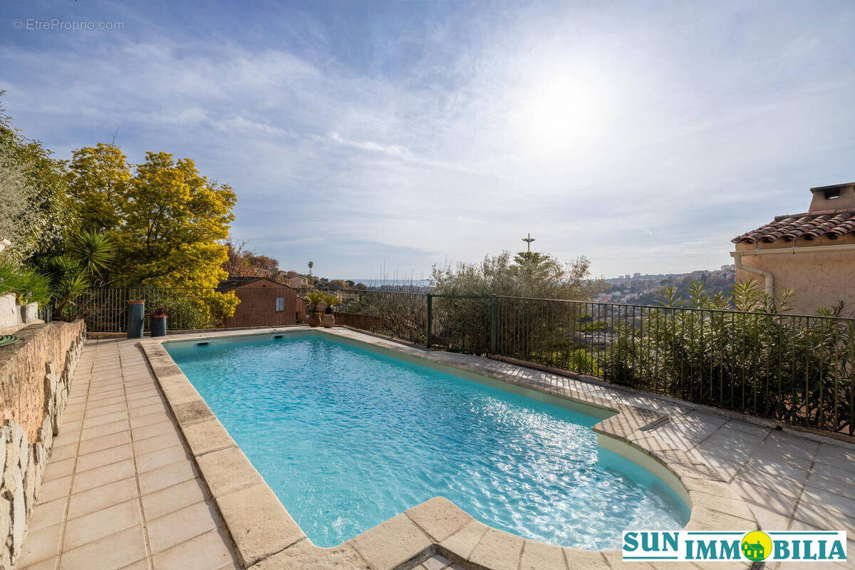 Maison à CAGNES-SUR-MER
