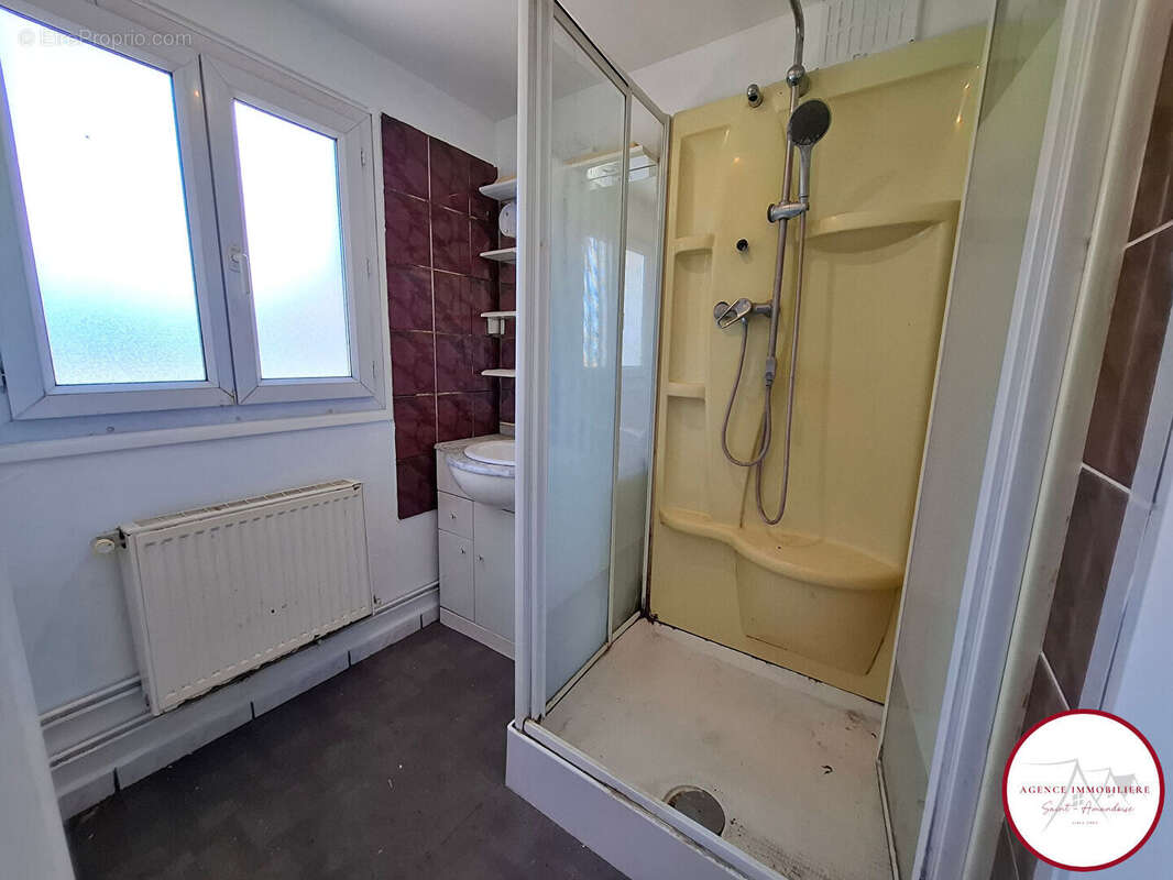 Maison à SAINT-AMAND-MONTROND