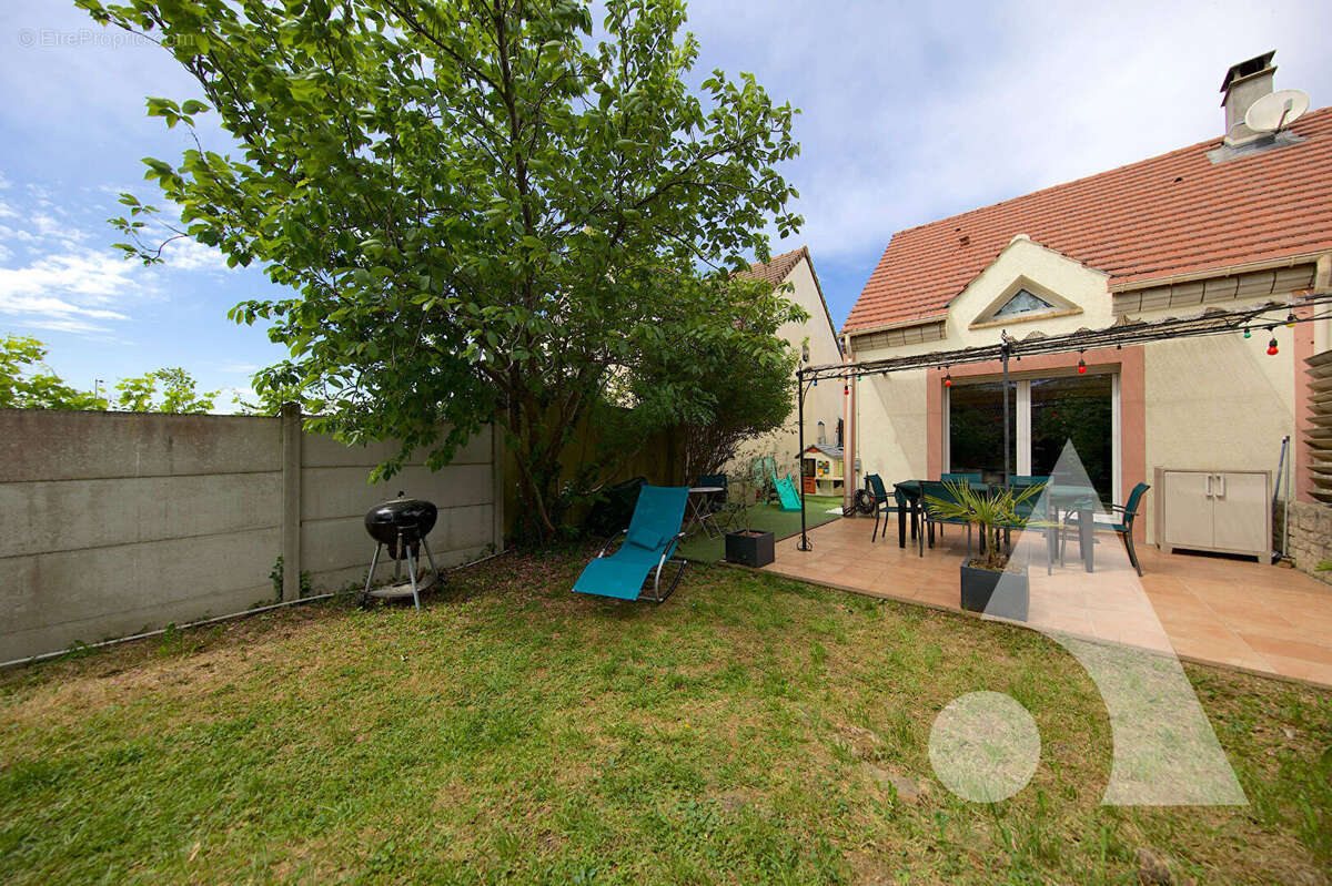 Appartement à SAINT-GERMAIN-LES-CORBEIL
