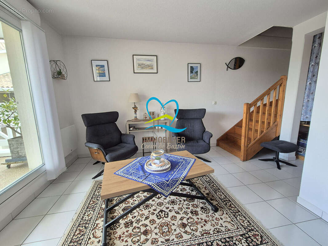 Appartement  3 pièce(s) 64.41 m2 VUE BASSIN - photo 8