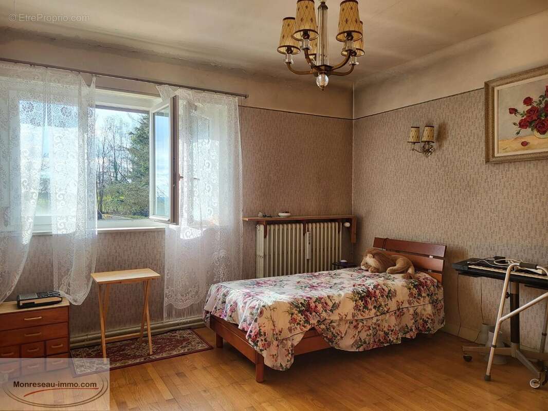 Propriété Familiale - qui ne demande qu'à revivre ! - photo 5