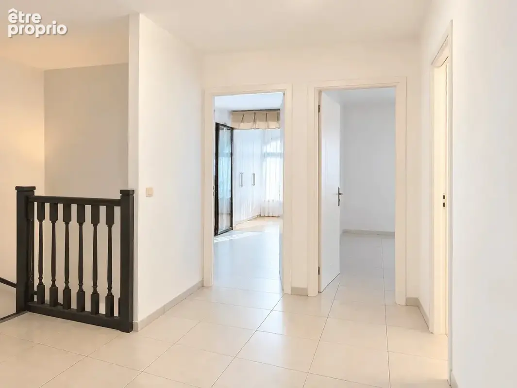 Exclusivité - Superbe duplex de 104 m² avec grande terrasse, garage et cave - photo 19