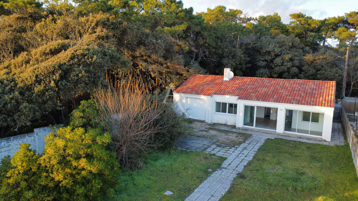 Maison à JARD-SUR-MER