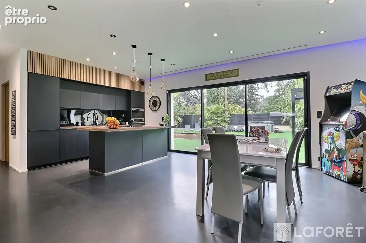 Nouveauté en exclusivité Villa de prestige  5 pièces à 1 km des plages de  Saint-Aygulf - photo 6