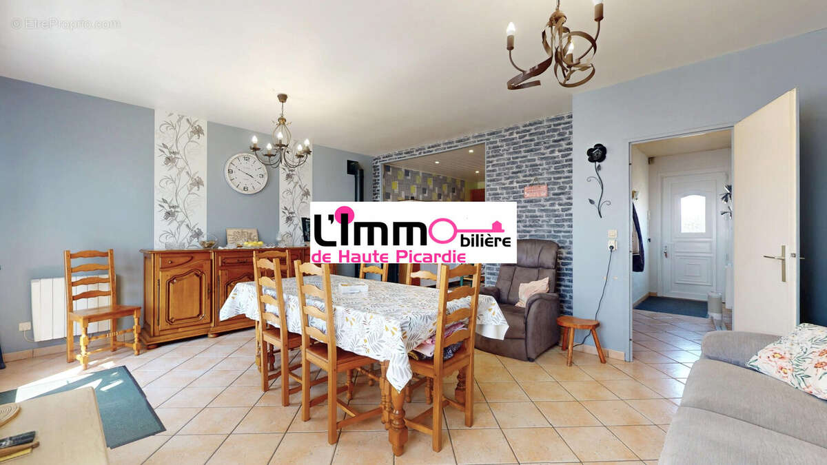 Maison 91 m² à Foucaucourt-En-Santerre  - photo 3