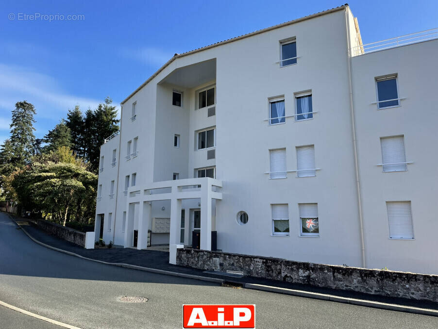 Appartement à POUZAUGES