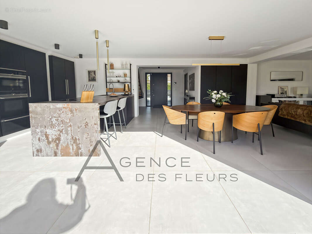 Maison à LA LONDE