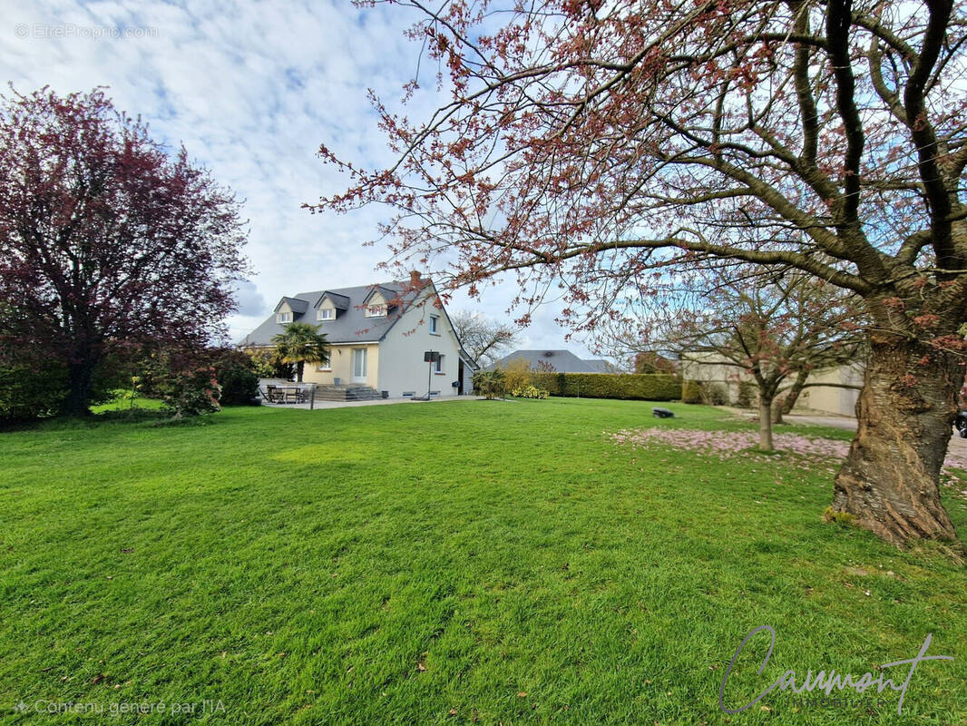 Maison à SAINT-GILLES-DE-CRETOT