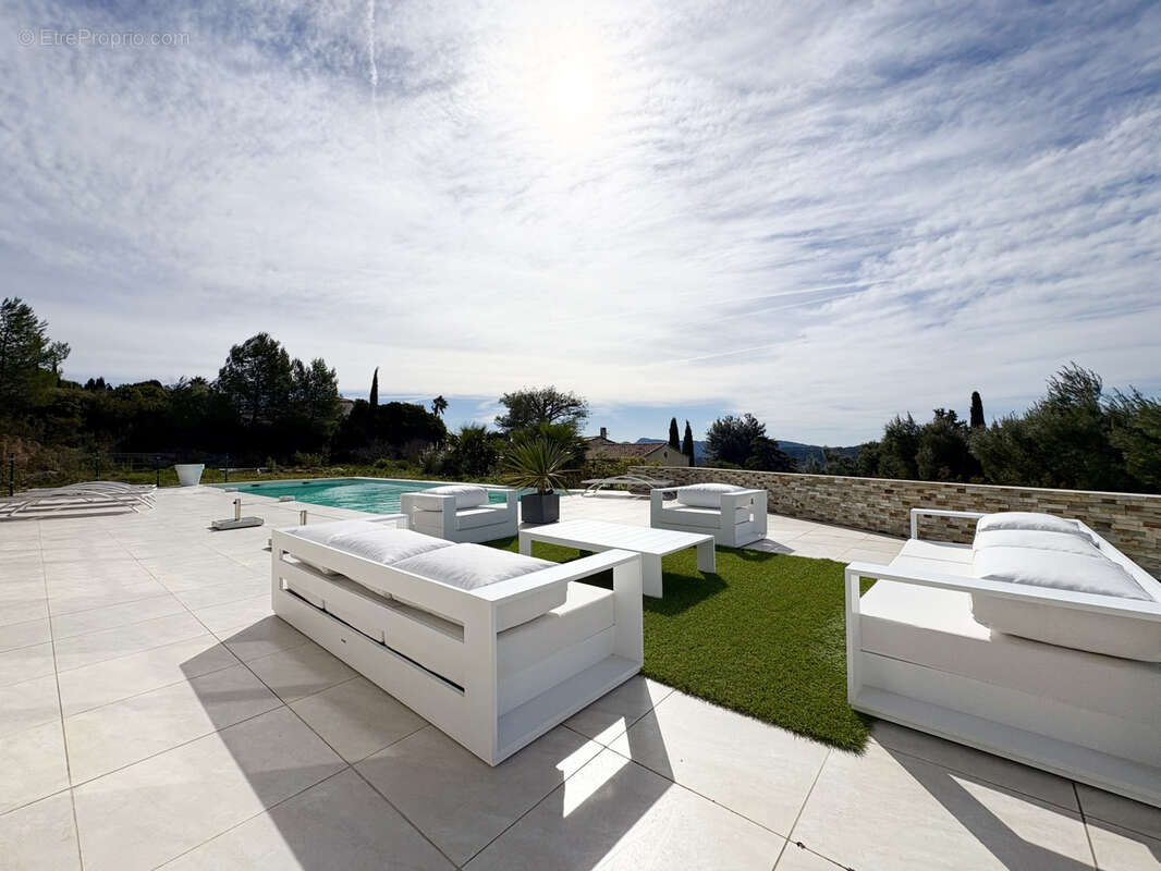 Maison à LA CADIERE-D'AZUR