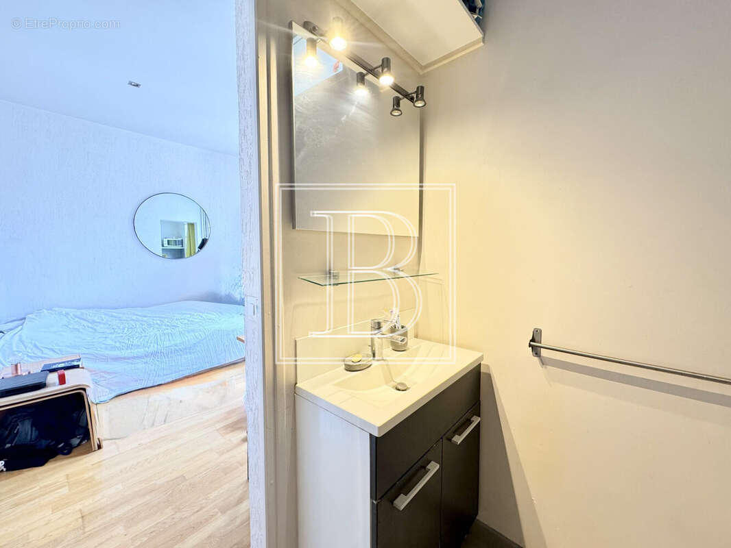 Appartement à PARIS-3E