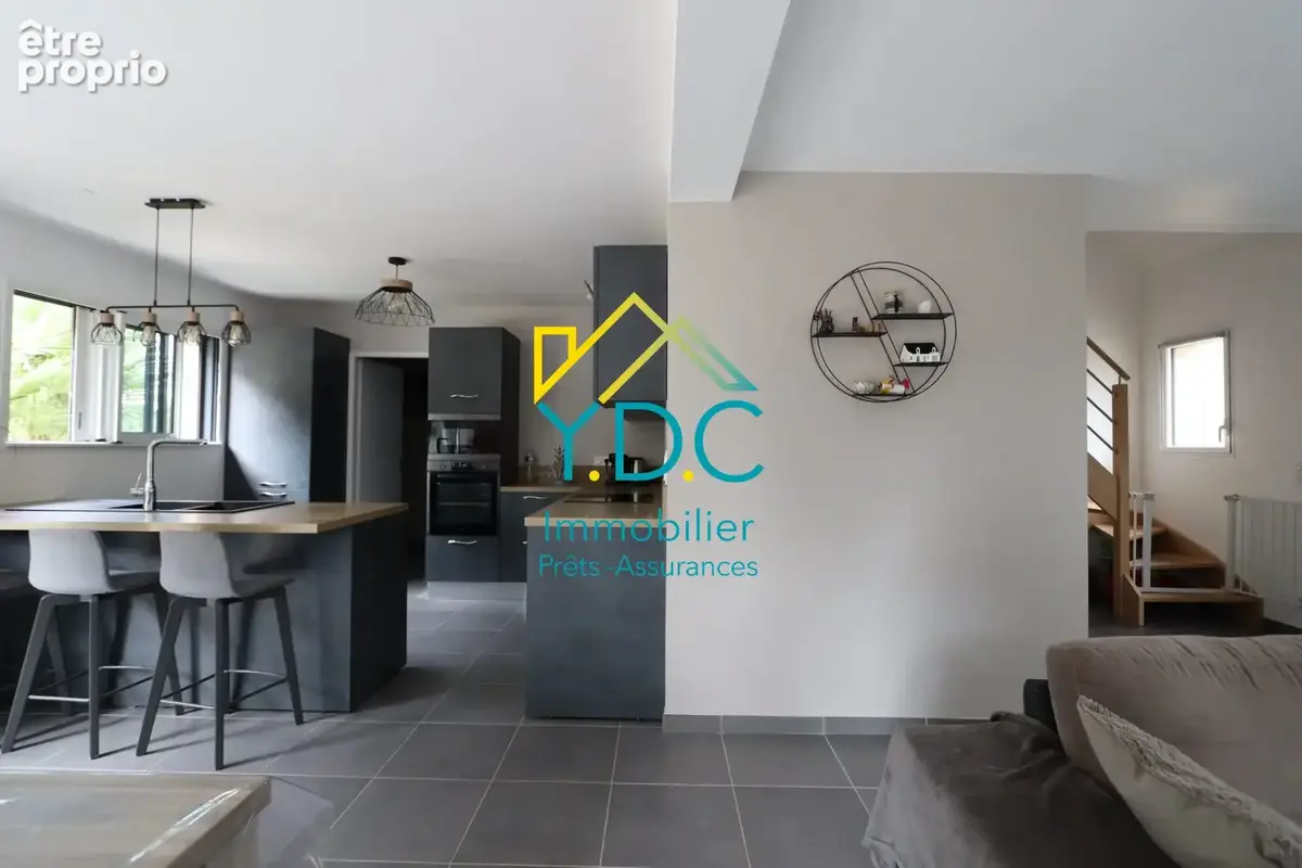 Maison 5 pièces 102 m² à vendre à Motteville (76970) - photo 4