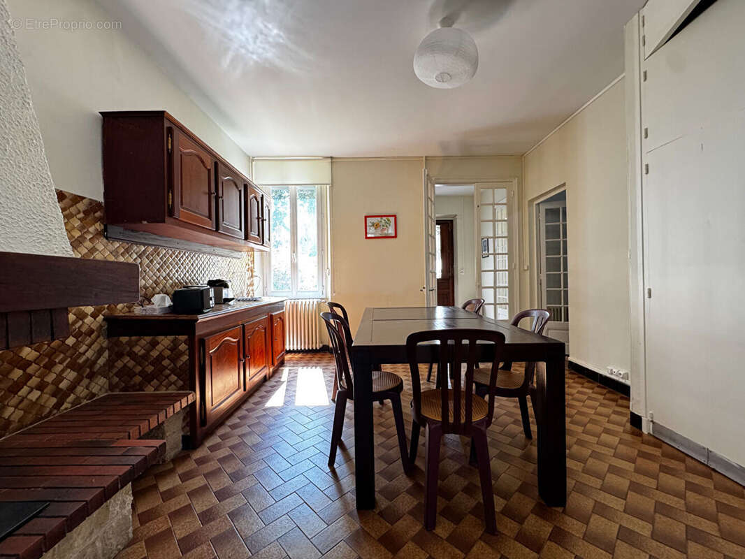 Maison à LEZIGNAN-CORBIERES