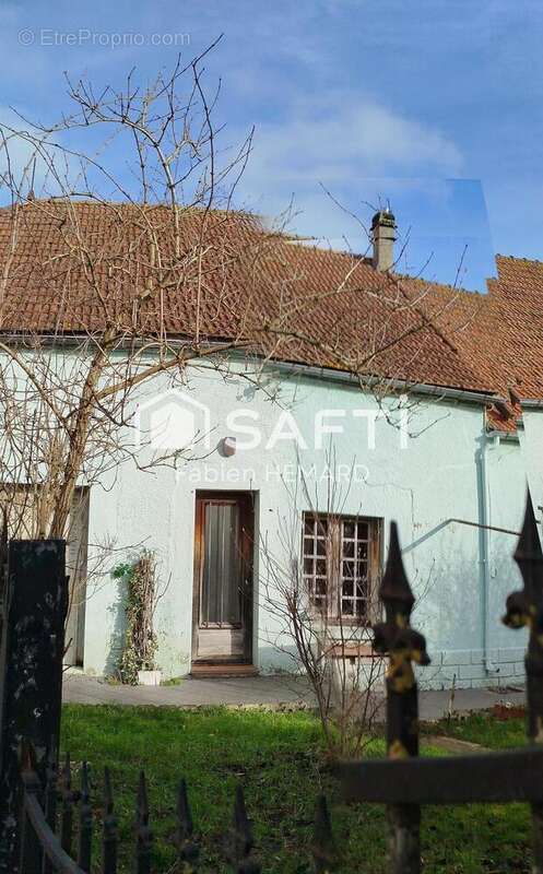 Photo 9 - Maison à PLEURS