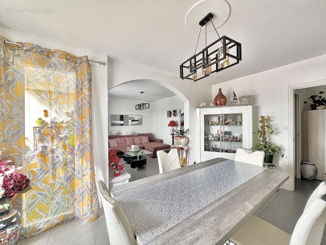 Appartement à CHARVIEU-CHAVAGNEUX