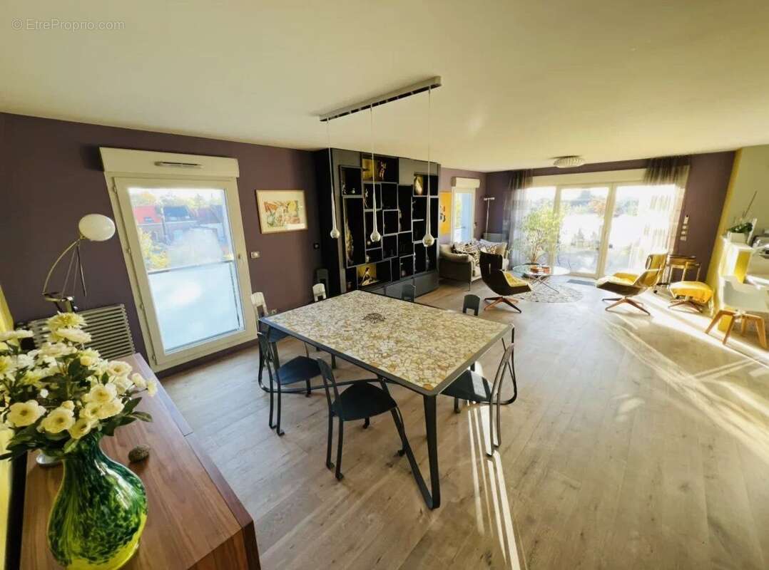 Appartement à MONS-EN-BAROEUL