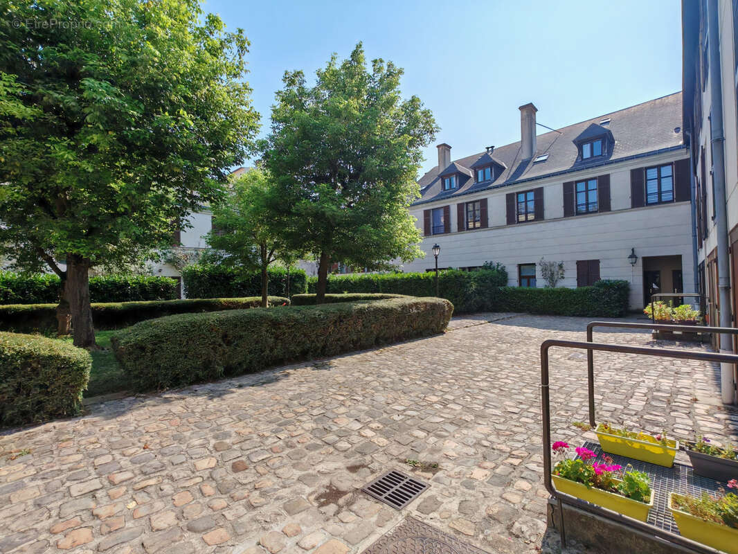 Appartement à VERSAILLES