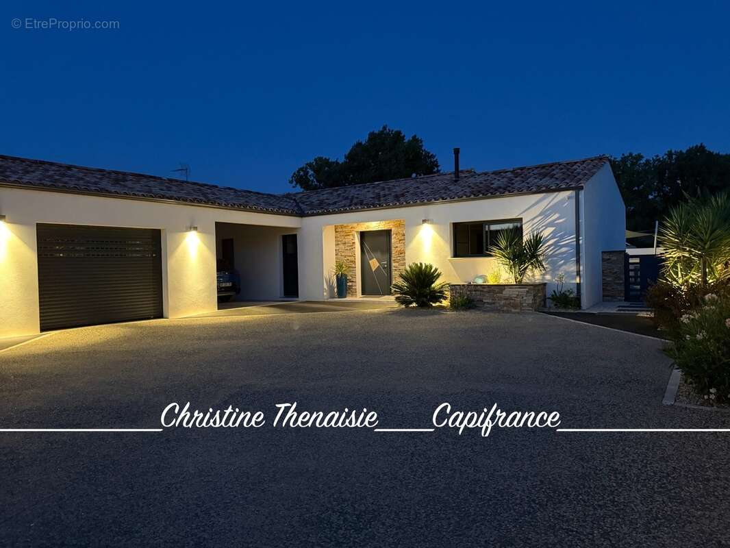 Maison récente à vendre 6 pièces : Plain-Pied - 3 chambres - Bureau - 1 salle d'eau - 1 salle de bains - 2 wc - garage - Préau S - photo 35