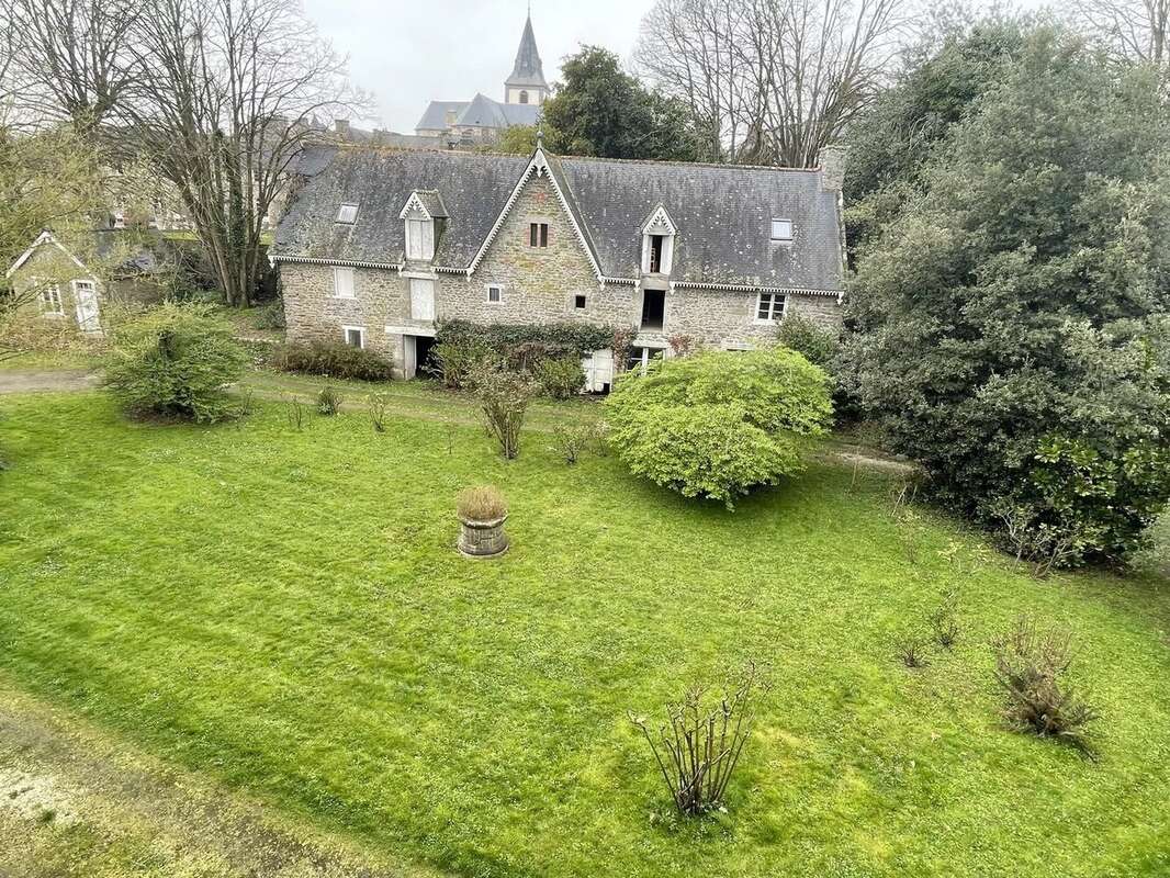 Maison à PLOUER-SUR-RANCE