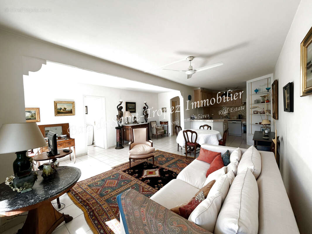 Appartement à SAINT-TROPEZ