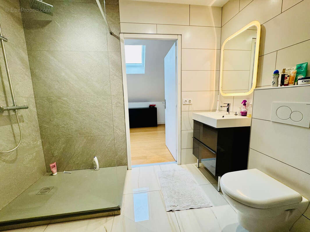 Maison à SAINT-MARTIN-D&#039;HERES