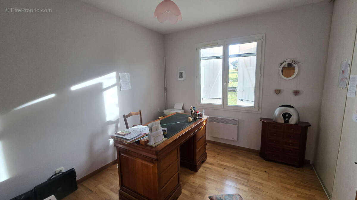 Maison à BELVEZE-DU-RAZES