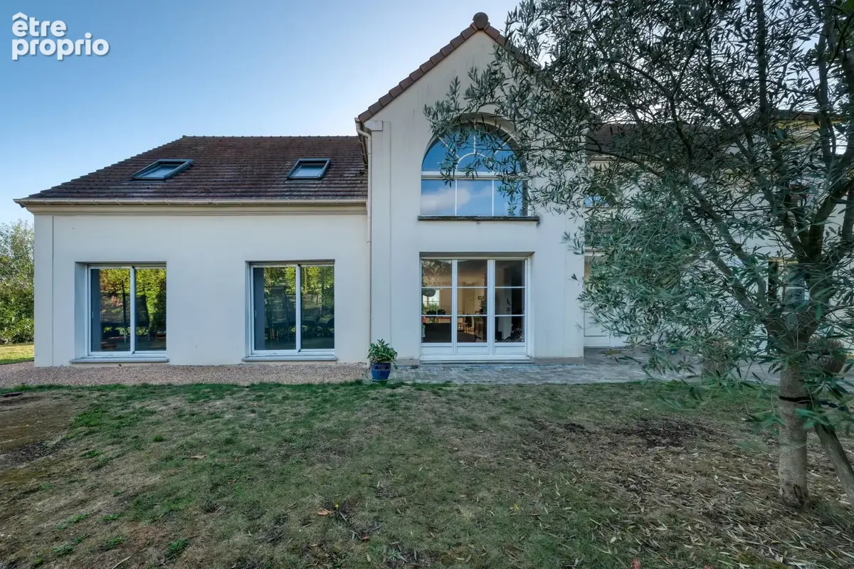 Belle et grande maison familiale - 290m2 au sol - 6 chambres - sous-sol total - photo 3