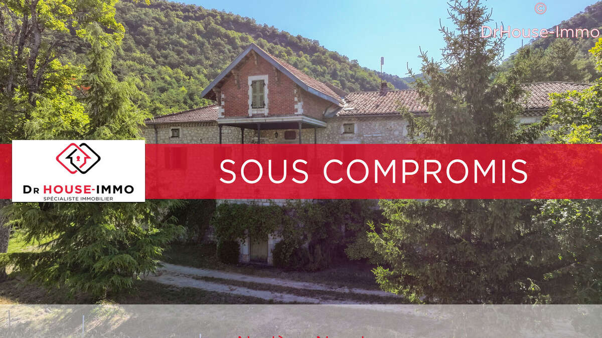 Maison à MONTCLAR-SUR-GERVANNE