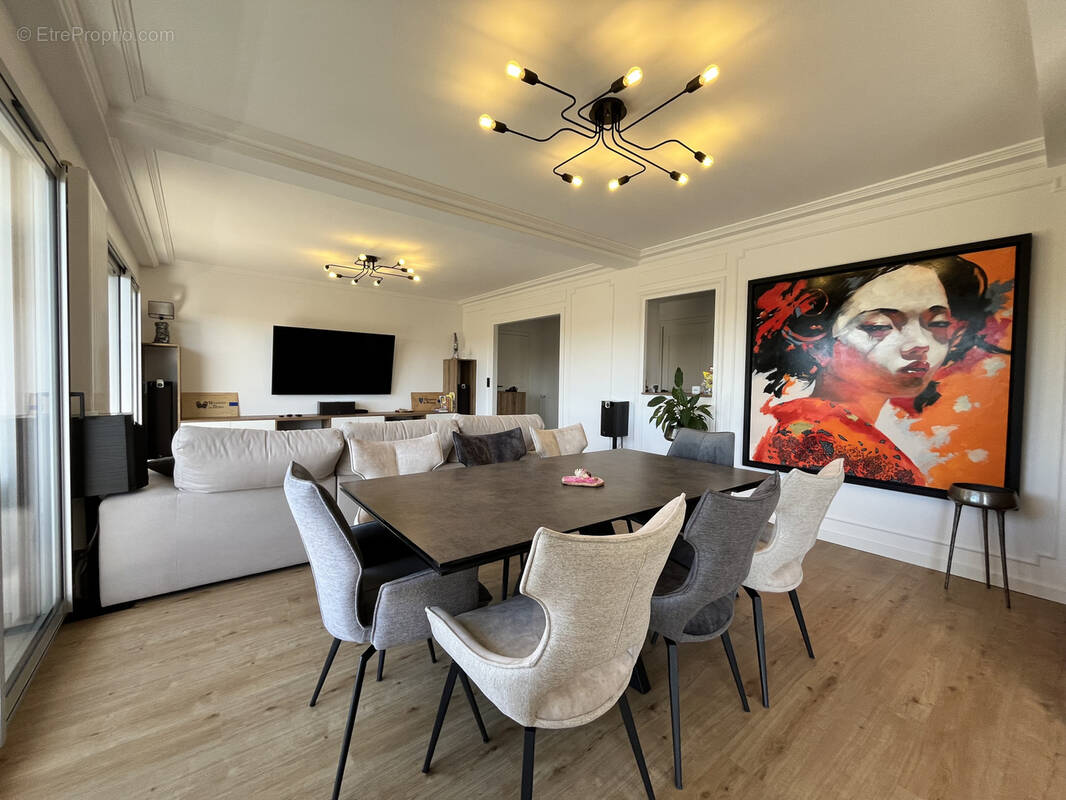 Appartement à SAINT-ETIENNE