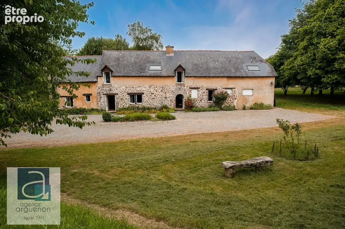 Domaine équestre entre Rennes et Saint Brieuc, près de la vallée de la RANCE- Manoir du XVIIe, longère bretonne dans un environn - photo 3